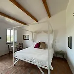 Castello Di Serragiumenta *