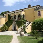 Κατάλυμα σε φάρμα Castello Di Serragiumenta