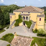 Castello Di Serragiumenta Κατάλυμα σε φάρμα *