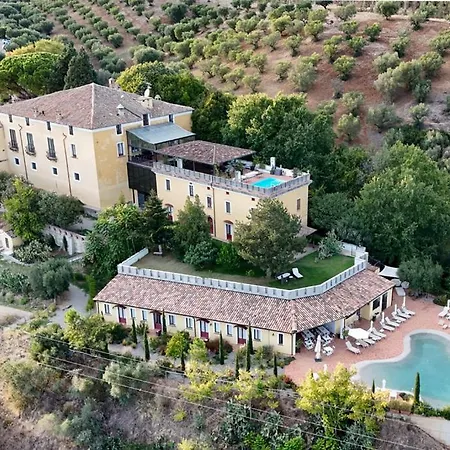 Castello Di Serragiumenta Farm stay
