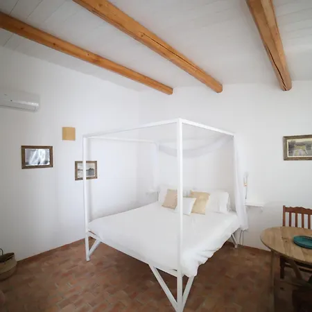 Farm stay Castello Di Serragiumenta *