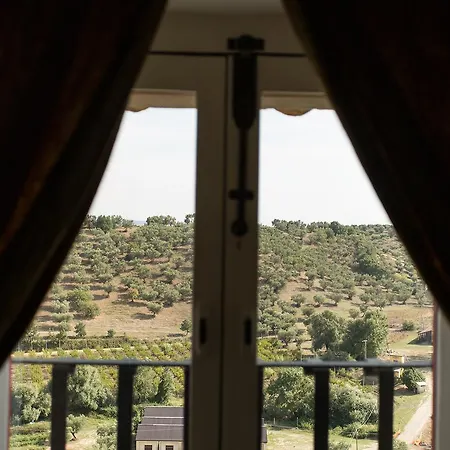 Castello Di Serragiumenta * Firmo