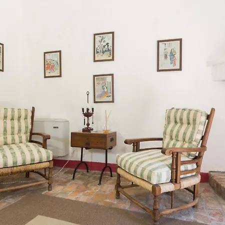 Castello Di Serragiumenta Firmo