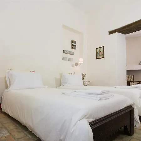 Castello Di Serragiumenta Séjour à la ferme *