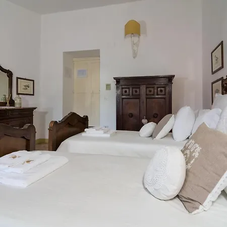 Castello Di Serragiumenta Farm stay