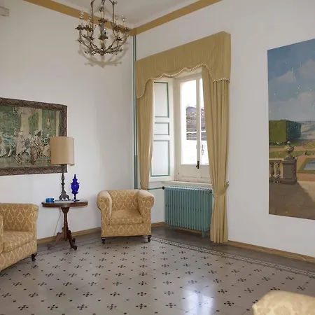 Castello Di Serragiumenta Alloggio per agriturismo *