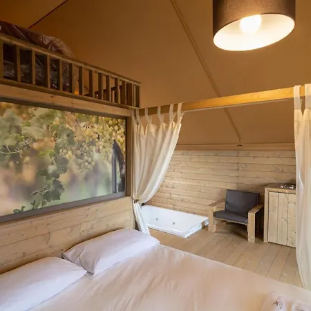 Castello Di Serragiumenta * Firmo