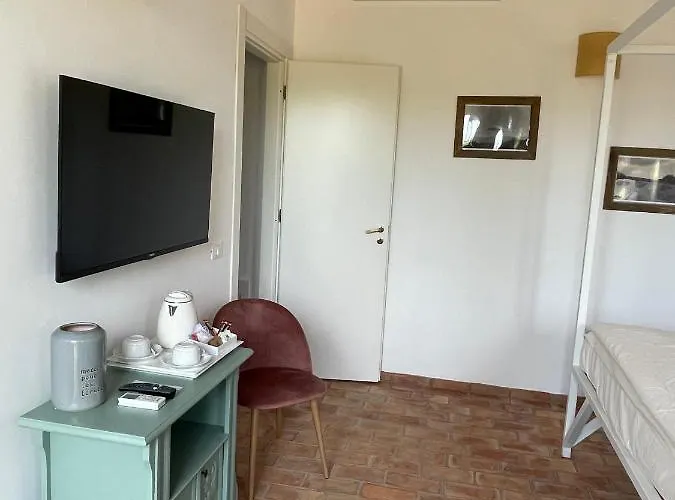 Vakantieboerderij Castello Di Serragiumenta *