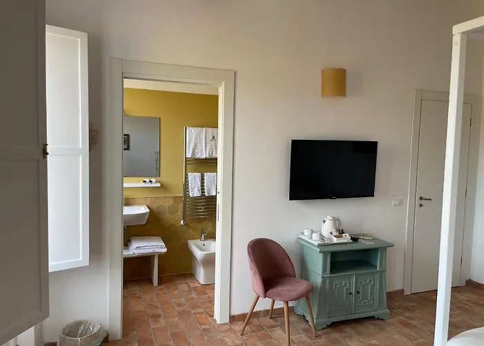 Vakantieboerderij Castello Di Serragiumenta