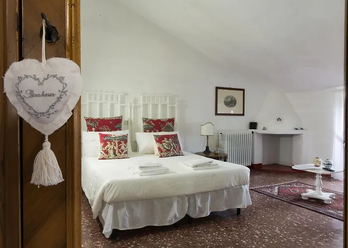 Vakantieboerderij Castello Di Serragiumenta Firmo