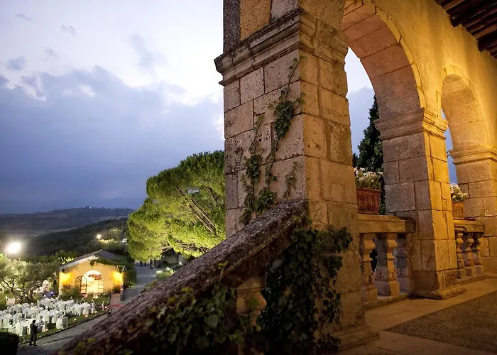 Vakantieboerderij Castello Di Serragiumenta