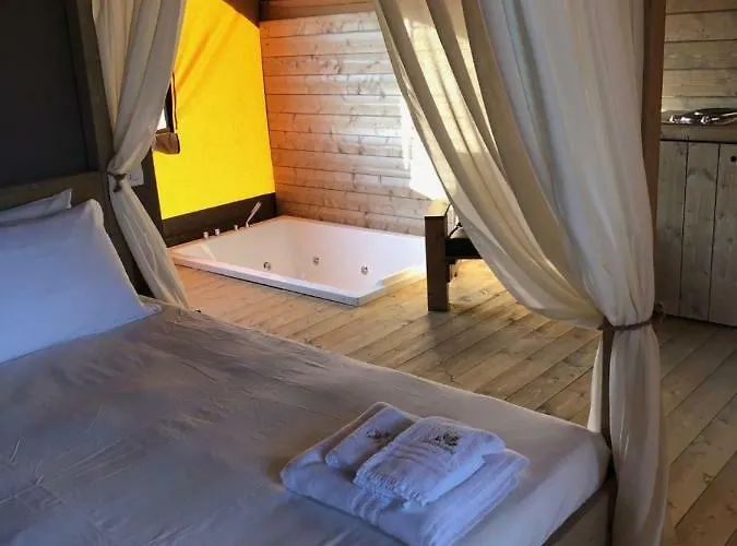 Castello Di Serragiumenta * Firmo