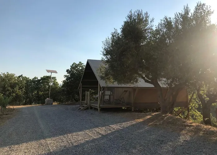 Vakantieboerderij Castello Di Serragiumenta *