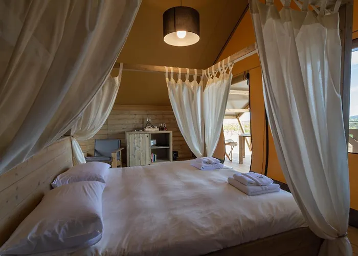 Castello Di Serragiumenta * Firmo